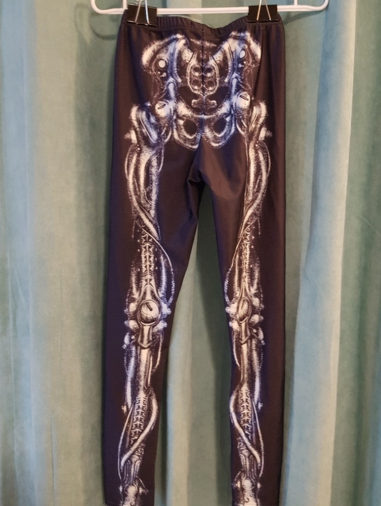 🇨🇦 Black Mechanical Skeleton Leggings